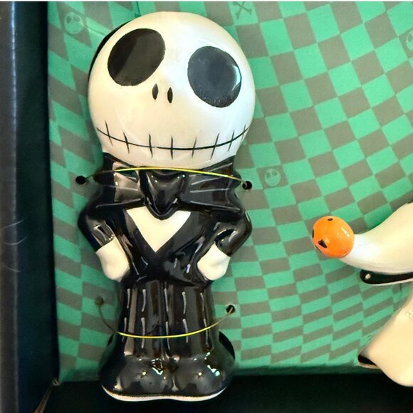Disney’s The Nightmare Before Christmas Jack & Zero Salt Pepper Shaker Set - NIB - Picture 7 of 8